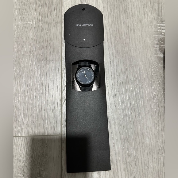 Shu Uemura Watch - Picture 3 of 6